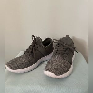 Grey shoes size 7